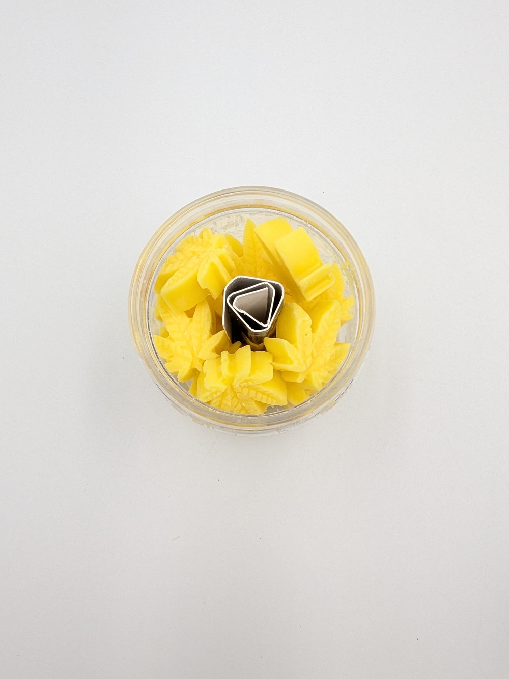 Pineapple Yellow Canna Leaf Shape Leaf Melts